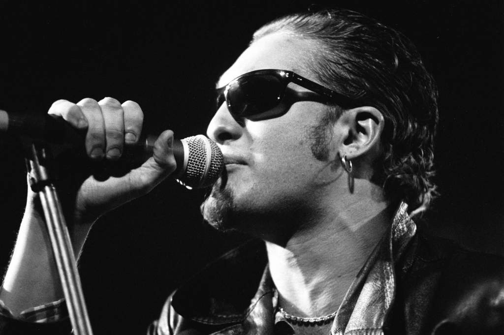 The vocal embodiment of the doom and gloom associated with the Seattle sound is the haunting voice of singer Layne Staley. Staley's tenor voice evokes plenty of feeling in each performance. The feelings linger with you long after the song is over. <span>While Staley’s impact lay largely within his vocals for <em>Alice in Chains</em>, his original passion was for percussion (Staley began his career as a drummer). In his last known interview, Staley eerily foreshadowed his death admitting his years of drug abuse were bringing his time to a nearing end. On April 5, 2002 -- the 8</span><span>th</span><span> anniversary of grunge singer Kurt Cobain’s death -- Staley died of an overdose at the age of 34.        </span>