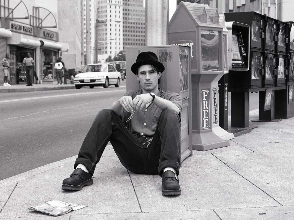 Achieving success and notoriety for his undeniably poignant cover of Leonard Cohen’s “Hallelujah” is singer Jeff Buckley. Having also covered “I Know It’s Over” by <em>The Smiths</em>, Buckley had the rare ability to cover songs and create versions arguably better than the originals. Receiving much critical acclaim and high regard from fellow artists and musicians, ‘Grace’ would be the only studio album put out by Buckley. His life came to a tragic and early end when Buckley drowned in the Mississippi River during a night swim at the age of 30.