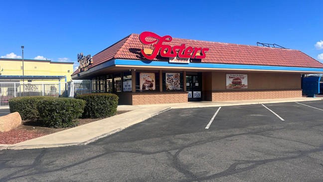 Fast food workers blindsided by sudden closure of Fosters Freeze in Lemoore