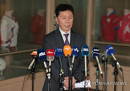 Chung Hae-sung, head of the National Teams Committee at the Korea Football Association (KFA), speaks to reporters at the KFA House in Seoul on April 2, 2024. (Yonhap)
