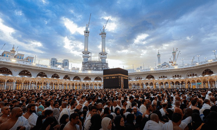 kjri: 50 jemaah umrah ditolak masuk saudi karena pakai visa wisata palsu