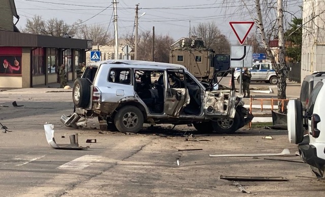 πόλεμος στην ουκρανία: ρώσος αξιωματούχος σκοτώθηκε από την έκρηξη παγιδευμένου αυτοκινήτου στο λουχάνσκ