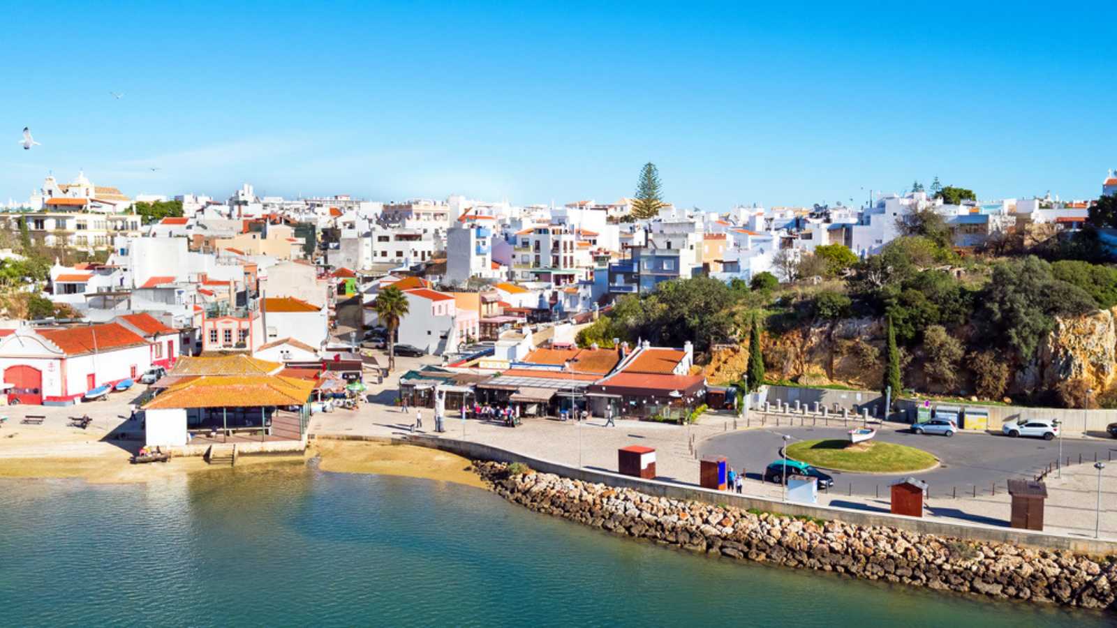 <p>Though there are many reasons for travelers to fall in love with Portugal, its cuisine is by far one of the most emphatic of them.</p><p>Unlike Spanish food, which uses spices like parsley, saffron, and paprika, Portugal’s cuisine incorporates spices like piri piri, cinnamon, and bay leaves. Some famous dishes in Portugal include piri piri chicken, Cataplana de Marisco, and pastel de nata, all recommended for first-timers in Portugal to try!</p>