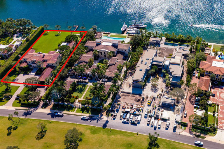 Jeff Bezos acquires third mansion on exclusive Miami island, sparking ...