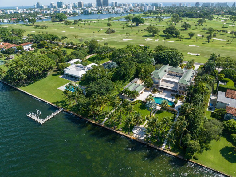 Jeff Bezos acquires third mansion on exclusive Miami island, sparking ...