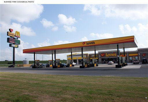 This Love's Travel Stop & Country Store in Three Rivers, Texas opened August of 2010. (Photo: Business Wire)