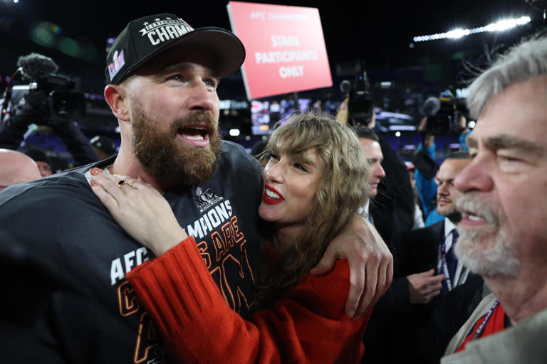 BALTIMORE, MARYLAND - JANUARY 28: Travis Kelce #87 of the Kansas City Chiefs celebrates with Taylor Swift after a 17-10 victory against the Baltimore Ravens in the AFC Championship Game at M&T Bank Stadium on January 28, 2024 in Baltimore, Maryland. (Photo by Patrick Smith/Getty Images) ORG XMIT: 776080236 ORIG FILE ID: 1968517621