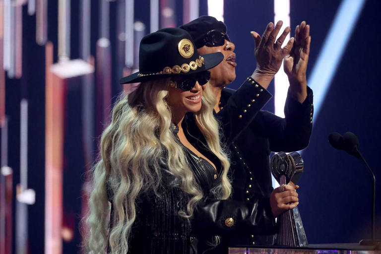 Beyoncé receives the iHeartRadio Innovator Award, presented to her by Stevie Wonder