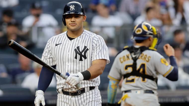 new york yankees place top prospect on injured list