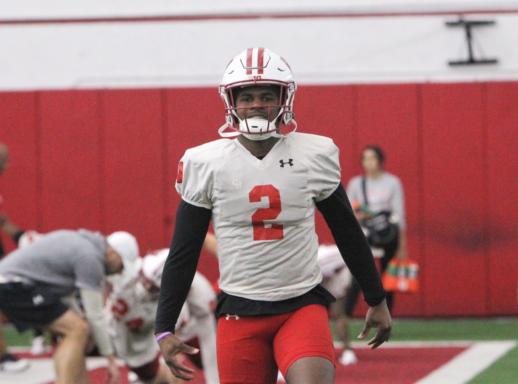 Wisconsin Badgers football takes to the field for spring practice