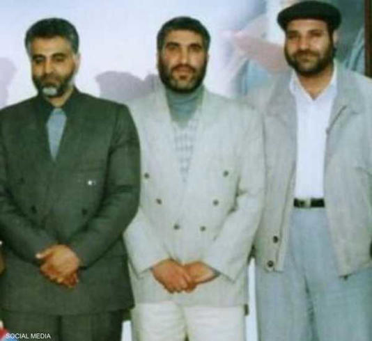 حسن نصر الله و"القادة المقتولون".. صورة أرشيفية تثير الجدل