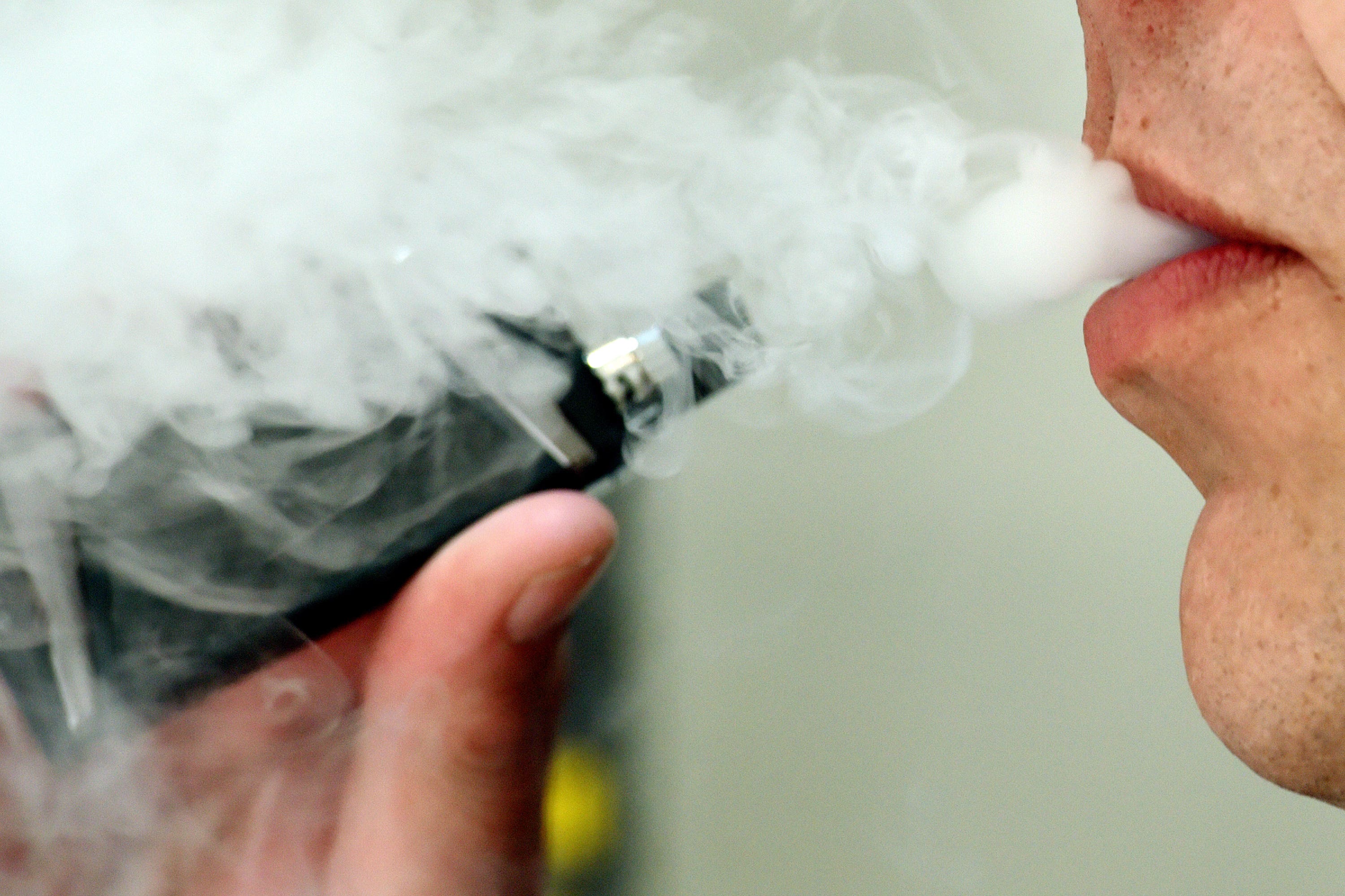 toxic metal warning as study claims different vape flavours effect uranium levels in body
