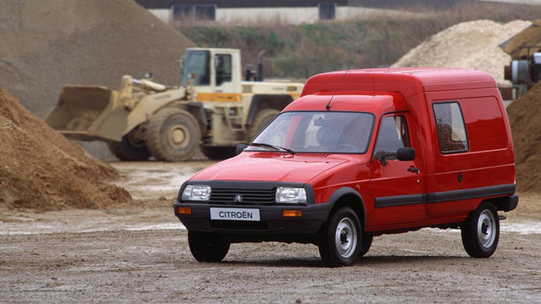  Historia de un mito: la Citroën C15 fue, además de indestructible, una pionera 