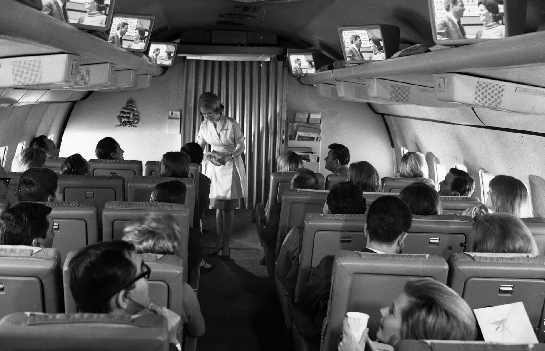 Why these worldfamous airlines disappeared