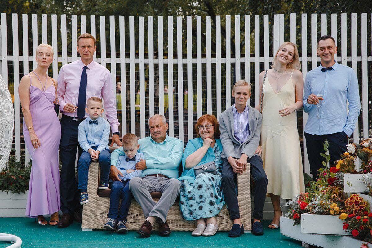 Жена навального фото сейчас The life of Alexei Navalny in 15 pictures