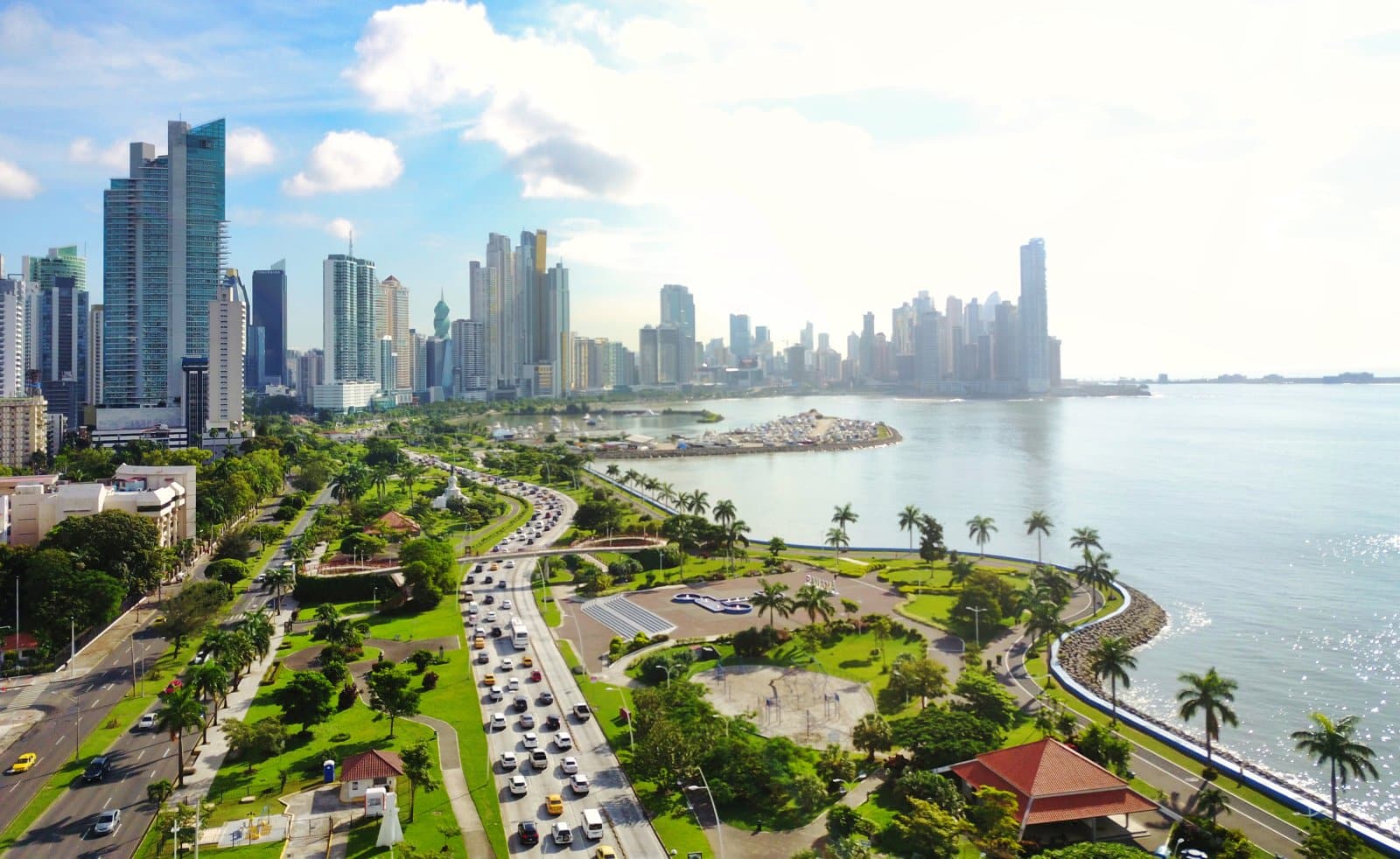 <p><span>Panama uses the U.S. dollar as its official currency, making it effortless for American travelers to navigate transactions without the need for currency exchange.</span></p>