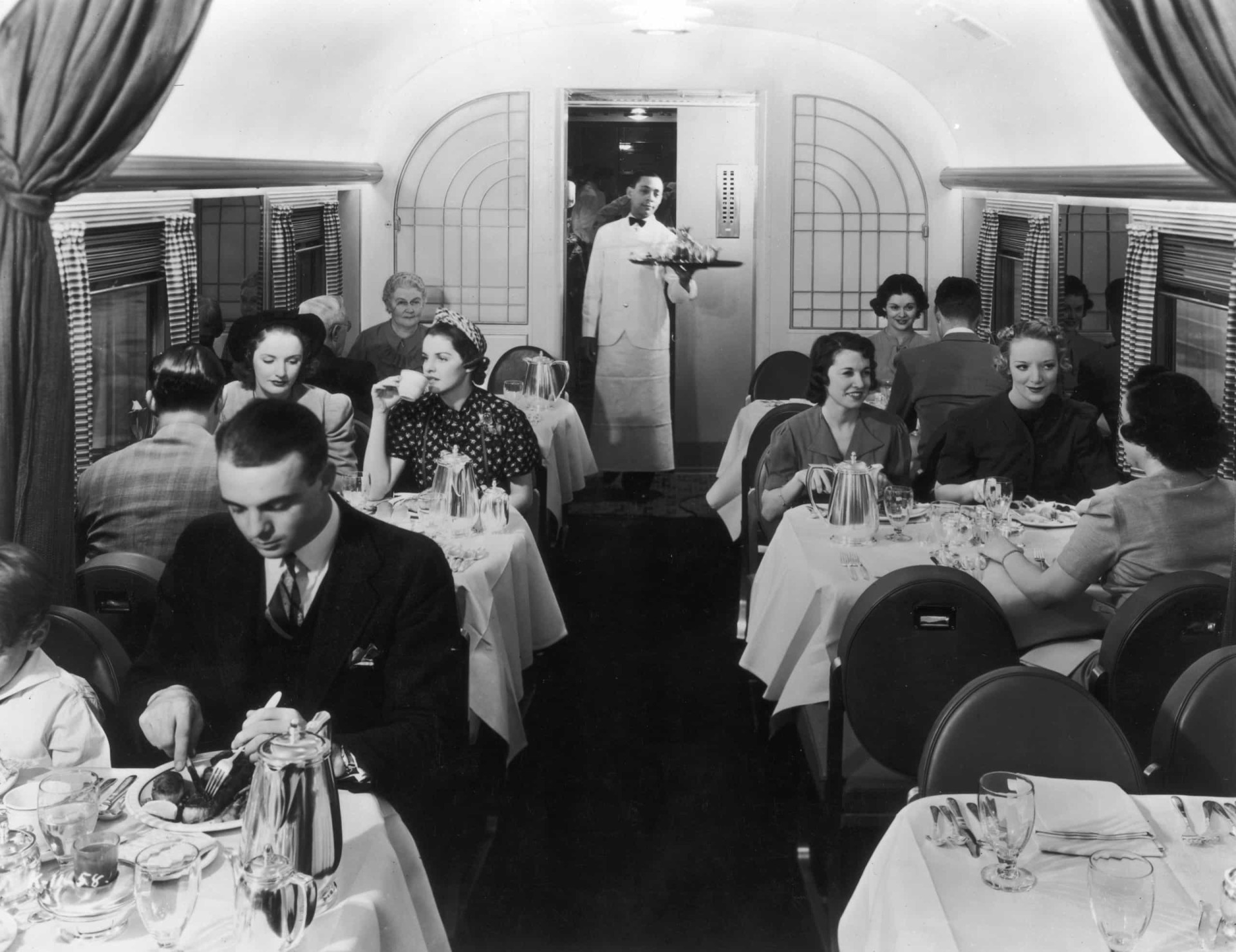 Marvel at these vintage luxury railroad car interiors