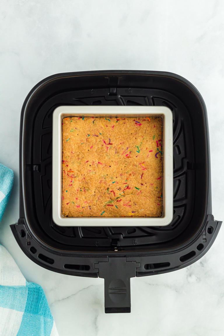 Air Fryer Sugar Cookie Bars You Have To Make