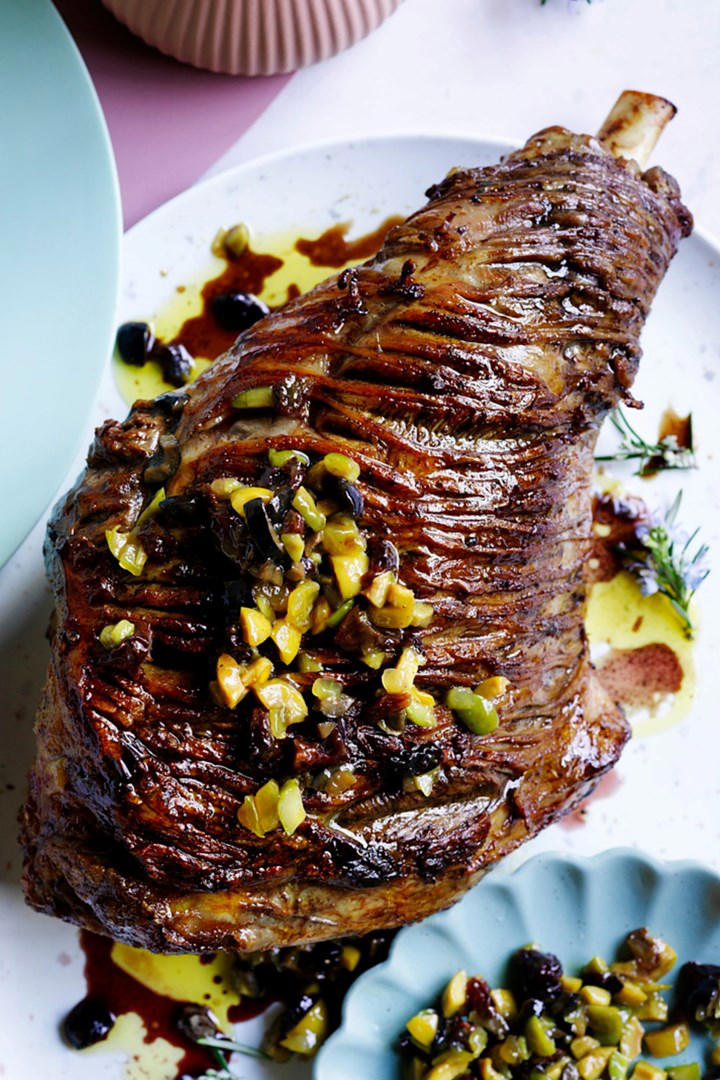 9 mouthwatering roast lamb recipes to feed a crowd this Easter