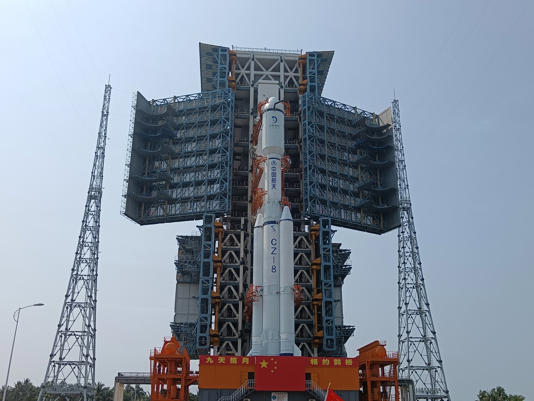 The combination of the relay satellite Queqiao-2 and the Long March 8 Y3 carrier rocket is vertically transferred to the launching area at the Wenchang Space Launch Centre on March 17, 2024. Photo: Xinhua