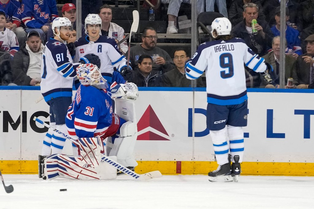 Scheifele’s Hat Trick Propels Winnipeg Jets To Big 4-2 Win Over The Rangers