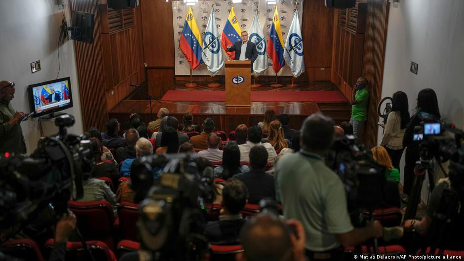 fiscal de venezuela refuta reclamo de chile por ronald ojeda