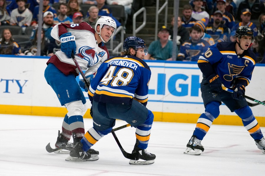 Mikko Rantanen’s 7th Career Hat Trick Leads Surging Avalanche Past ...