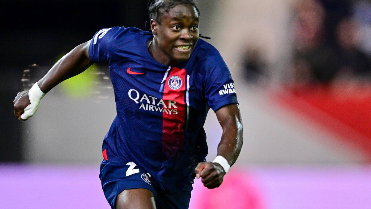 Ligue Des Champions Féminine : Tabitha Chawinga, Le Nouvel Atout ...