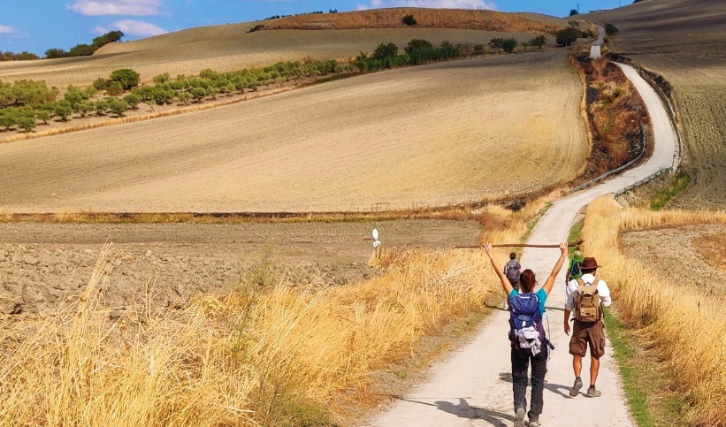 La Via Francigena, Le Tappe Più Belle Del Viaggio A Piedi Attraverso L ...