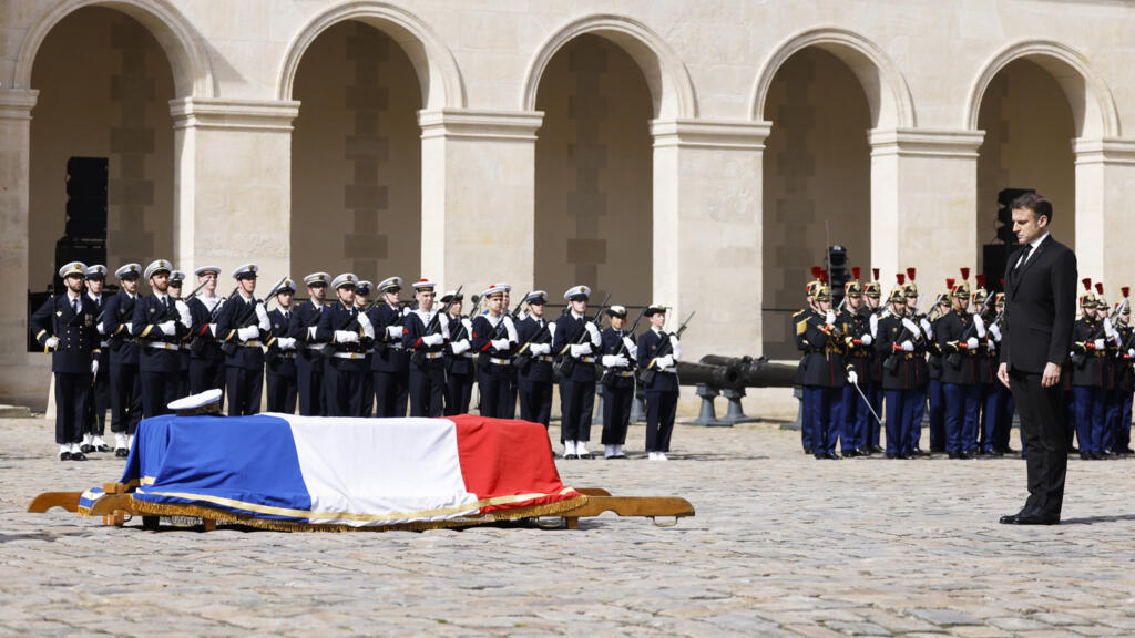 Hommage national à Philippe de Gaulle, qui s'est construit un destin à ...