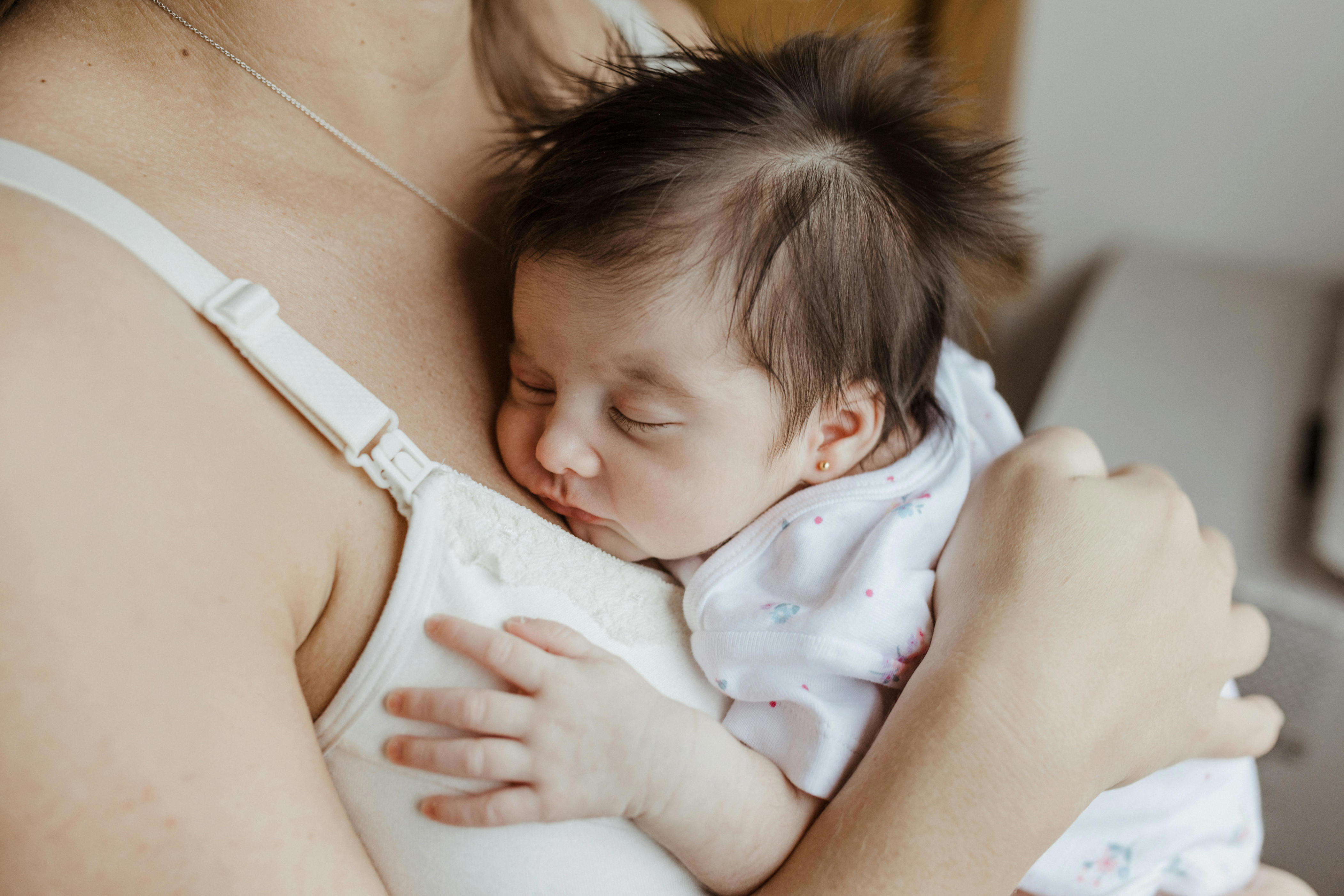 como fazer o bebê dormir a noite toda? especialistas dão dicas