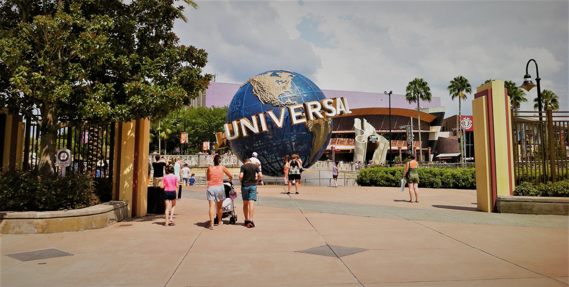 <p>Though it’s often compared to Walt Disney World, many people say that <strong>Universal Studios is the better of the two parks</strong>. </p>  <p>This massive park is full of rides and recreated sets inspired by popular movies and TV shows.</p>