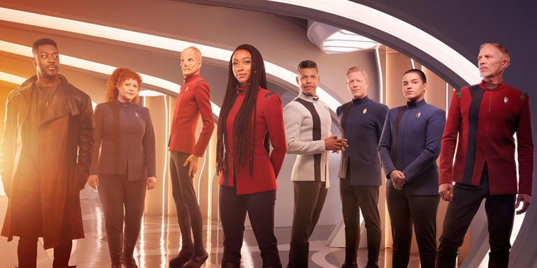 discovery s5 social