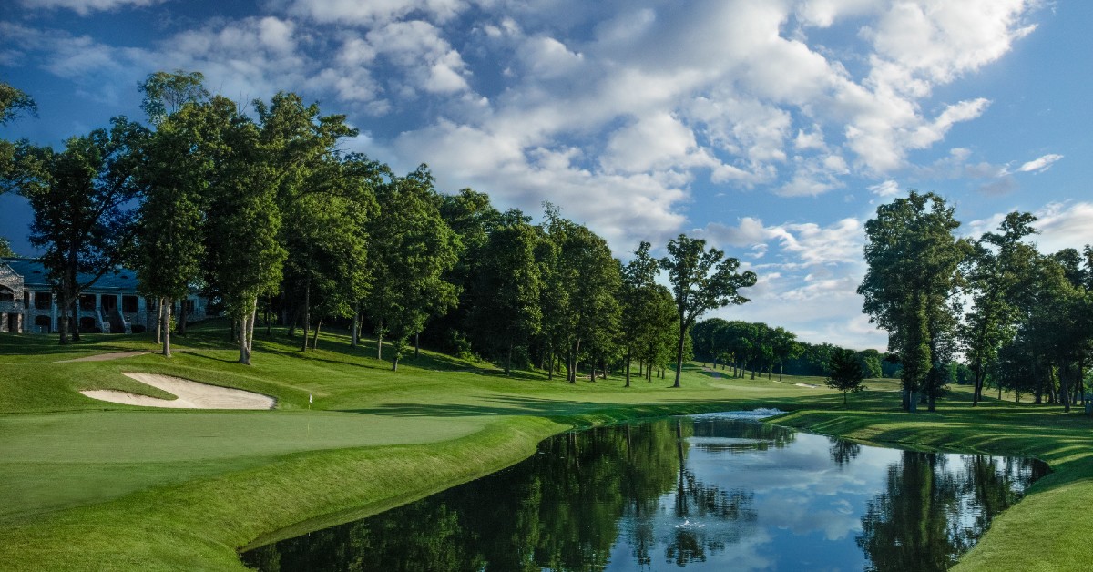 <p>TPC Deere Run, designed by D.A. Weibring and Steve Wolfard, has hosted the John Deere Classic since 2000. The player-friendly layout features wooded, winding holes that encourage shot-shaping.</p>