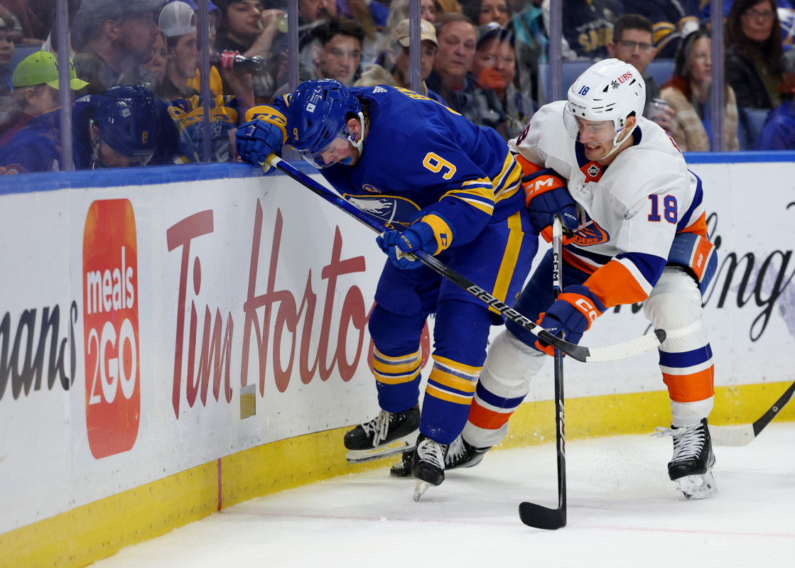 How Islanders Roy Can Maximize Engvall's Skillset