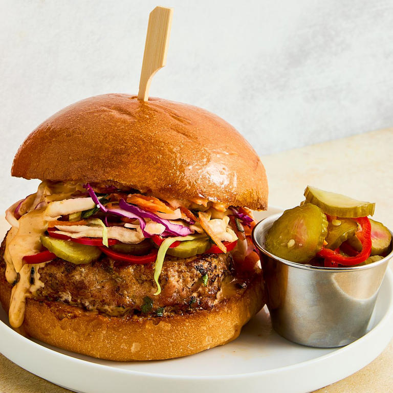 Thai Sweet Chili Turkey Burger Is What Your Next GrillOut Party Needs