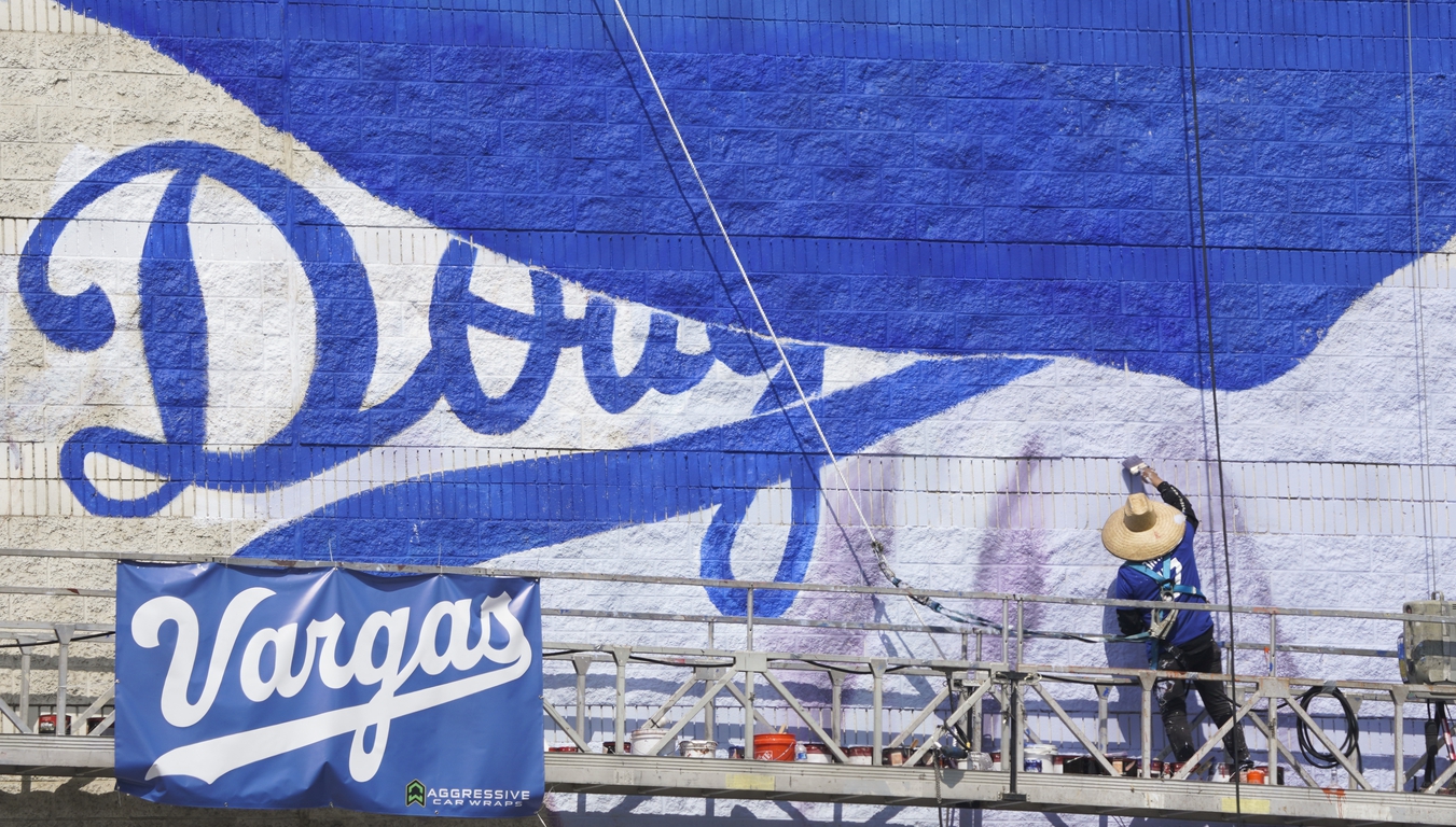 Shohei Ohtani mural larger than life