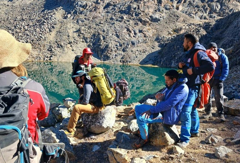 indígenas y rescatistas salvan a montañistas atrapados en la cima más alta de colombia