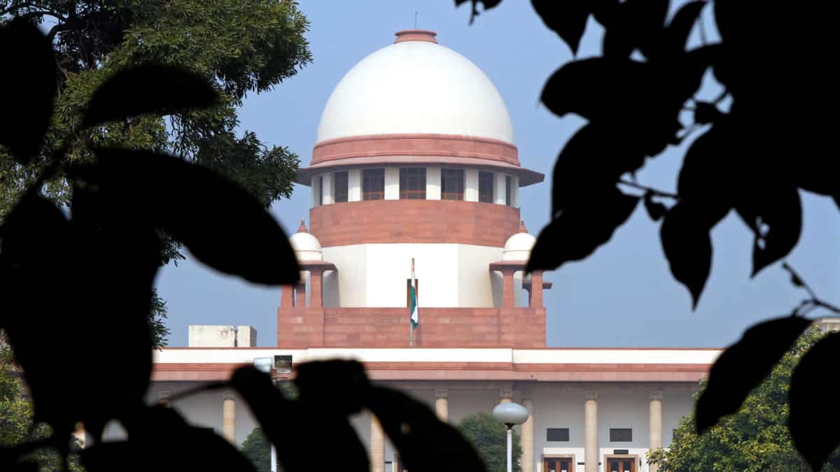 india’s former judges write letter to cji urging top court to counter ‘political pressure’