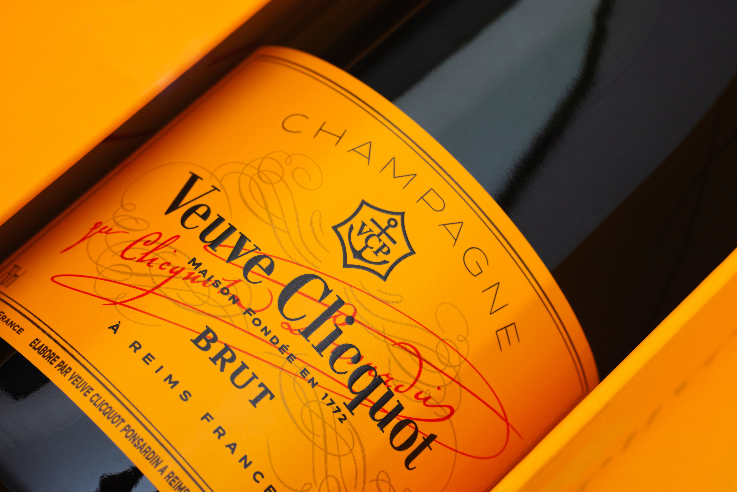 <p>A fun play on the word rendezvous, the Last Rendez-Veuve theme involves everyone's favorite: champagne. If you don't want to use actual Veuve, you can opt for a less expensive brand of champs, but make sure to get pink and orange decorations and at least one balloon bottle. </p><p><a href='https://www.msn.com/en-us/community/channel/vid-cj9pqbr0vn9in2b6ddcd8sfgpfq6x6utp44fssrv6mc2gtybw0us'>Follow us on MSN to see more of our exclusive lifestyle content.</a></p>