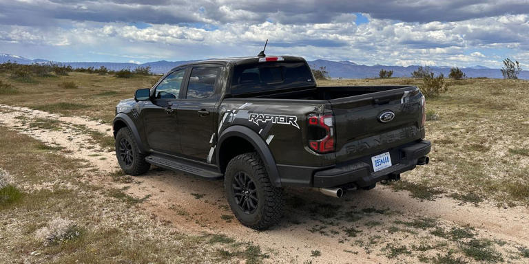 With 405 horsepower, the Ranger Raptor effectively ties the F-150 Raptor and destroys the Chevy Colorado ZR2 to 60 mph.