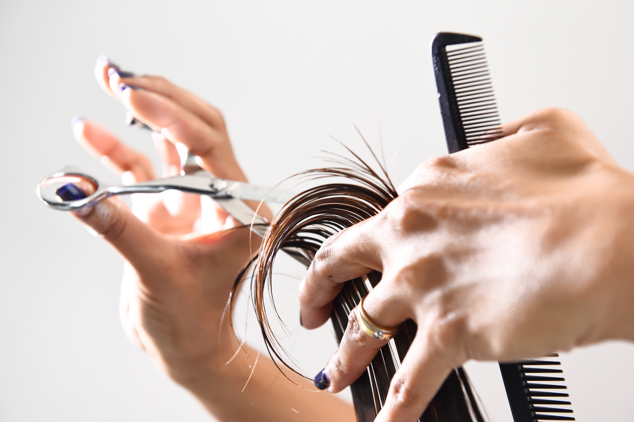 una peluquera confiesa los comportamientos que todo su sector odia de los clientes