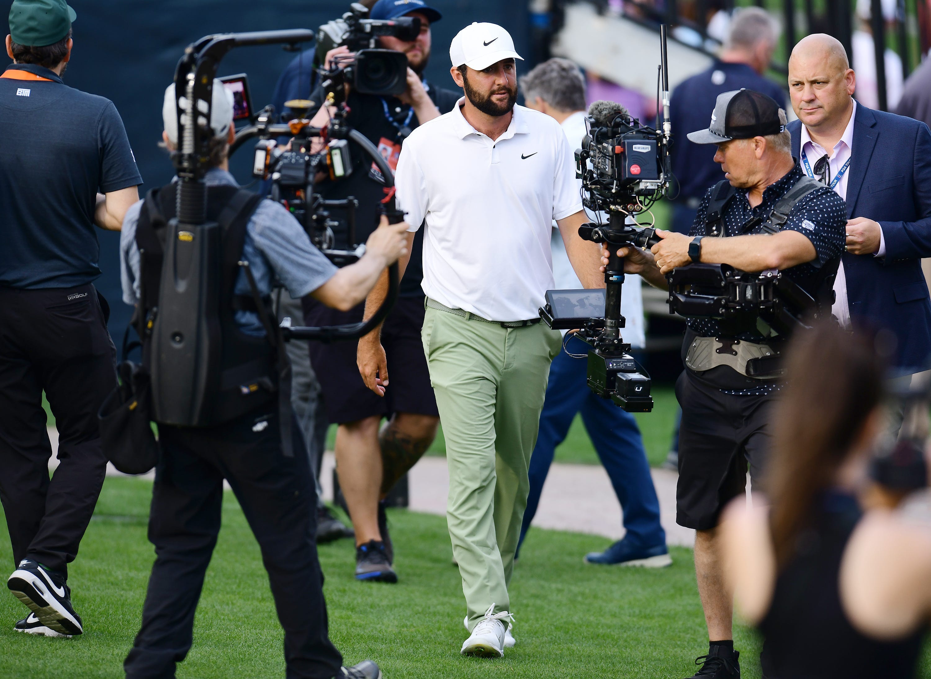 Scottie Scheffler's Back In The PGA Tour Winner's Circle And Has A ...