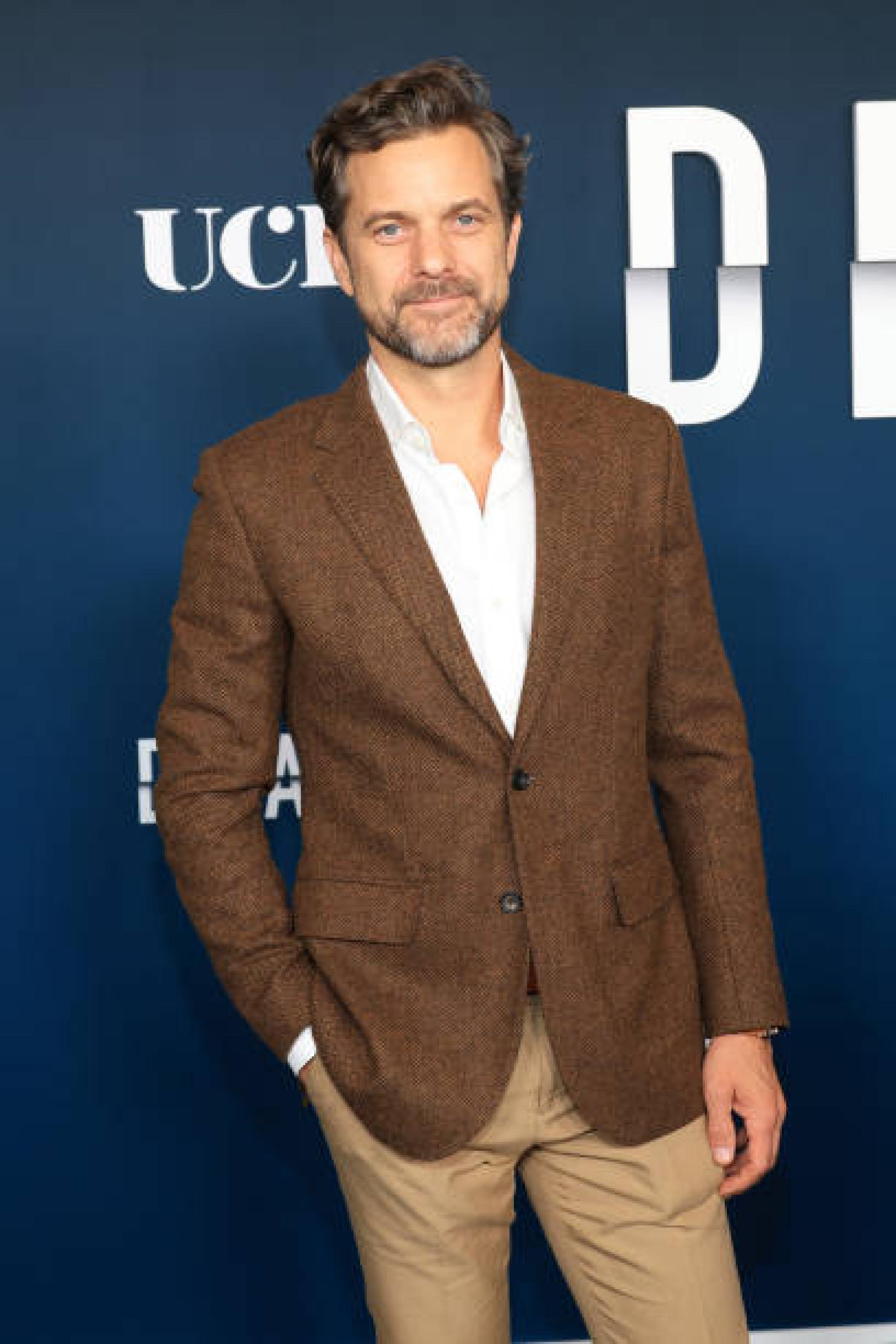 Joshua Jackson Sets Sail With Ryan Murphy's 'Dr. Odyssey'