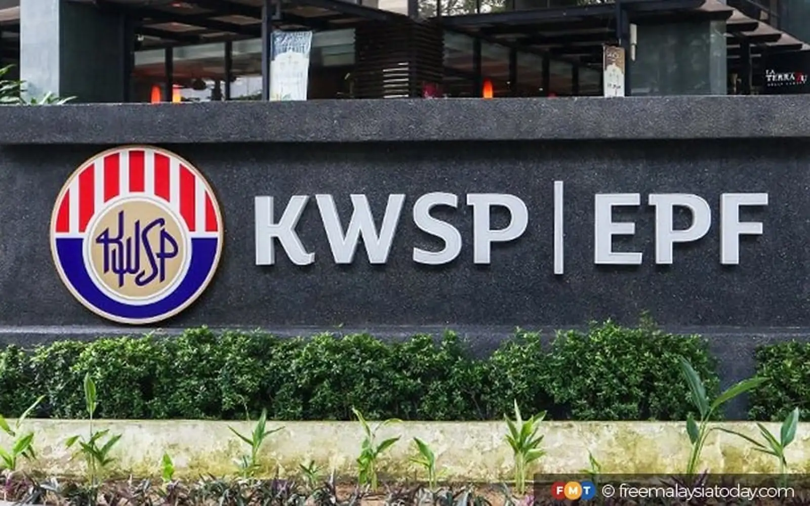 malaysians laud introduction of third flexible epf account