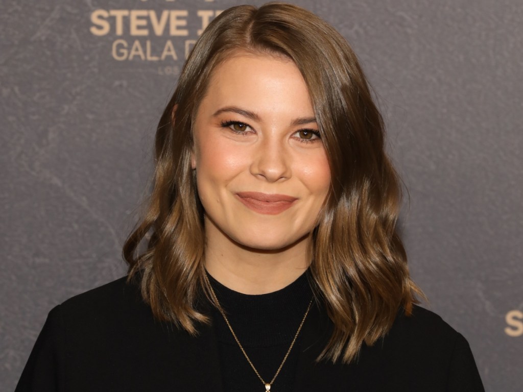 Bindi Irwin's Daughter Grace Is a Beautiful Spring Princess in a New Birthday Photo