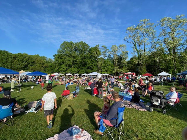 The Trumbull Farmers Market is moving to Twin Brooks Park with change ...