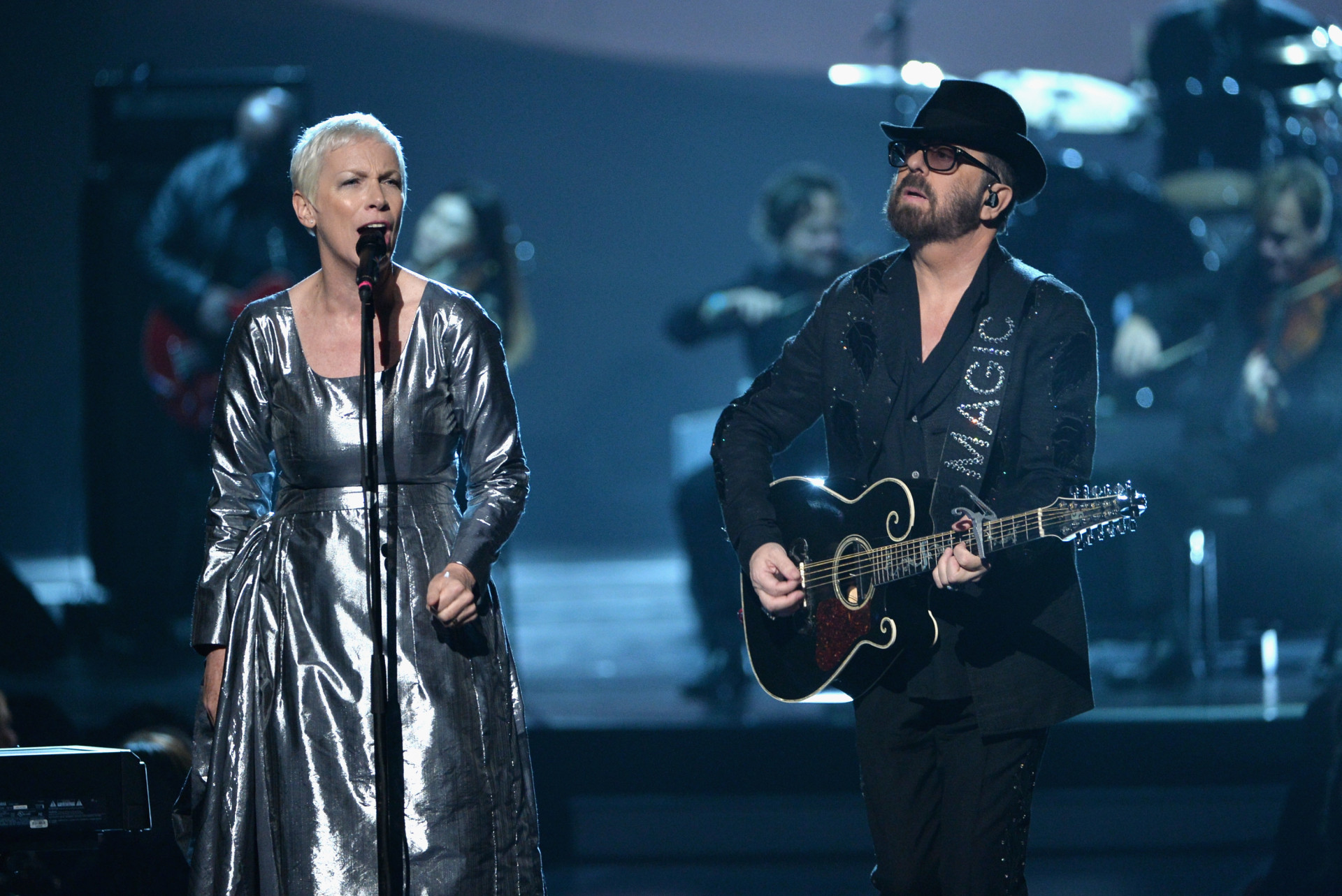 Dave lennox. Группа Eurythmics. Юритмикс Энни Леннокс. Eurythmics 2020. Eurythmics 1986.