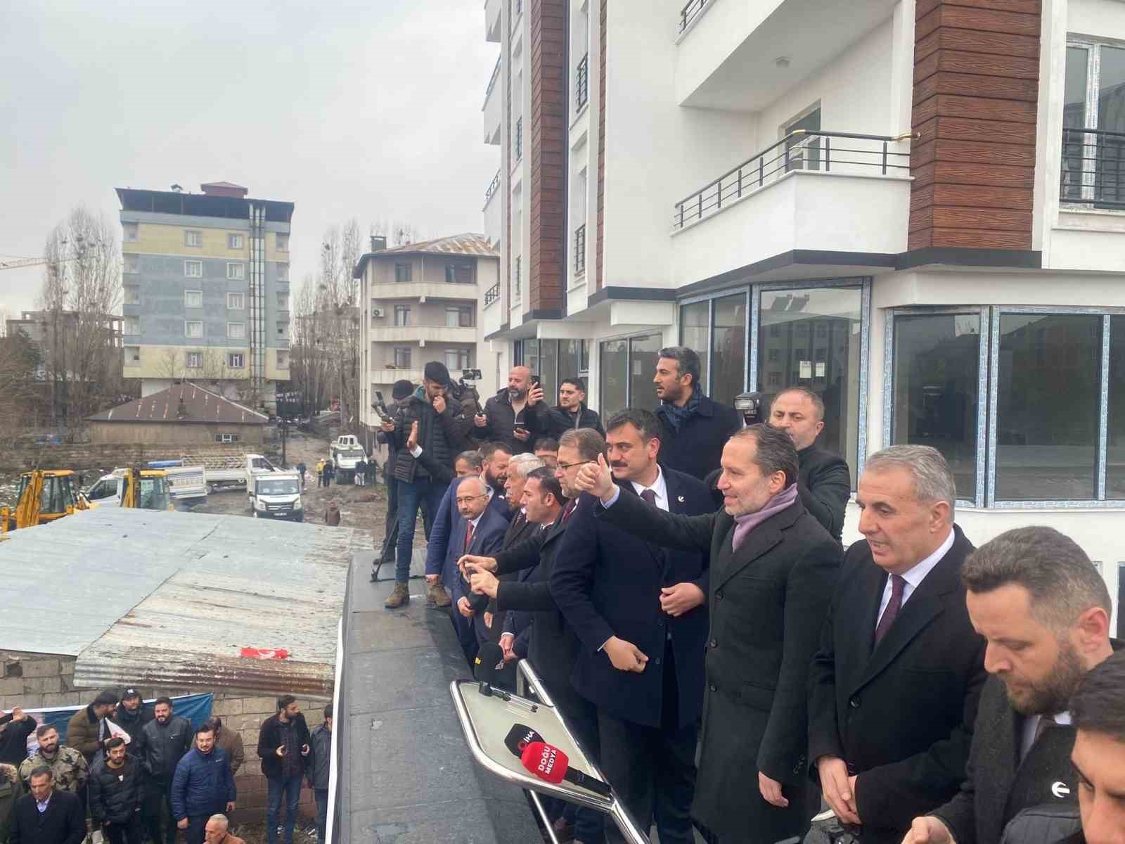 Yeniden Refah Partisi Genel Başkanı Erbakan Ağrı’da