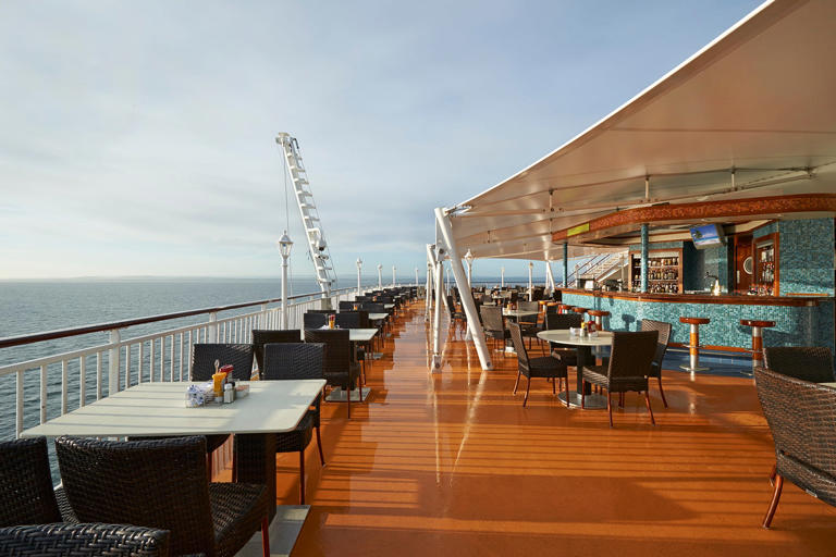 Norwegian Cruise Line food: The ultimate cruise guide to restaurants ...